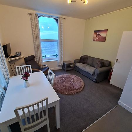 Farina No6, Sea View Apartment Sleeping 4 Guests บริดลิงตัน ภายนอก รูปภาพ