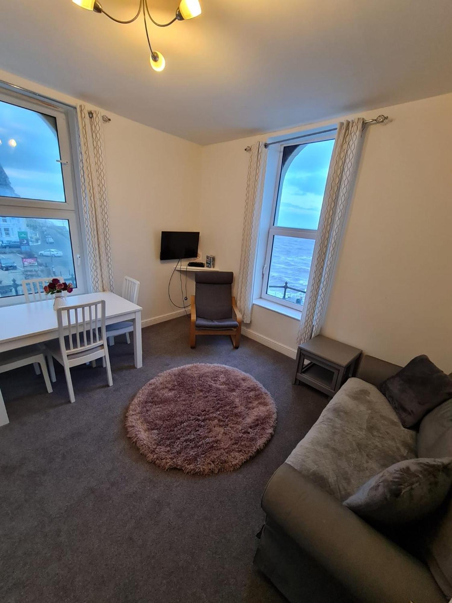 Farina No6, Sea View Apartment Sleeping 4 Guests บริดลิงตัน ภายนอก รูปภาพ